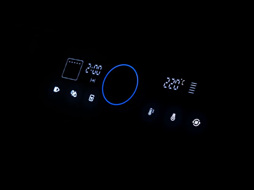 Духовой шкаф электрический встраиваемый, 75 л., Тройное стекло, Управление Wi-Fi, 10 режимов, Конвекция, Разморозка, il Monte BO-77--17